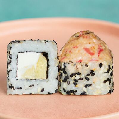 Ролл Запеченный кларий-краб в Sushi Street по цене 399 ₽