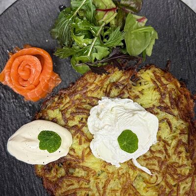 Драники картофельные с лососем в Западный сад ! по цене 1100 ₽