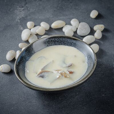 Сливочно-грибной соус в Encore Cafe по цене 250 ₽