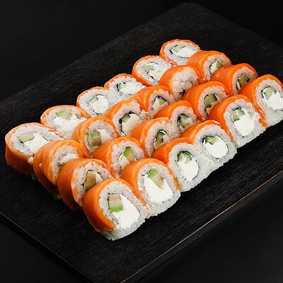 Три Филадельфии в Царица Роллов по цене 1827 ₽