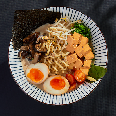 Том ям рамэн с овощами и тофу маленький в ASIATIQ Ramen-Bar по цене 600 ₽