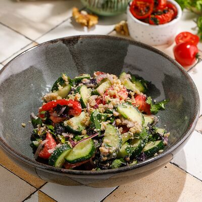 Салат по-грузински с орехами в ЛарисуВаннуХочу по цене 590