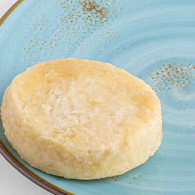 Фермерский сырник с кокосом в Вилка Ложка по цене 135 ₽