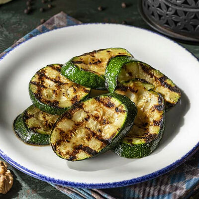 Цукини на мангале в Джонджоли по цене 190 ₽