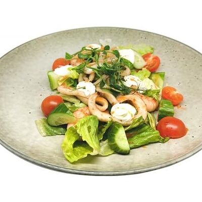 Салат с морепродуктами в Garage по цене 730 ₽
