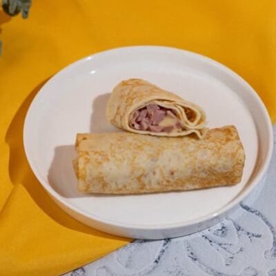 Блинчики с ветчиной и сыром в Буханка по цене 345 ₽