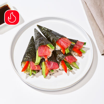 Темаки-суши с тунцом кимчи в Много лосося по цене 580