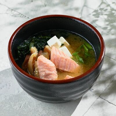 Мисо суп с лососем в Мангал&Грузия по цене 680 ₽