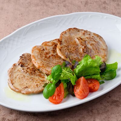 Свиная отбивная по-милански в Chento по цене 690 ₽