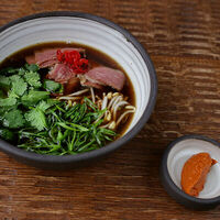 Фо-бо с пастрами в KOJI