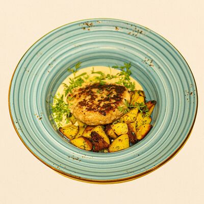 Котлета с картофелемв Zavarka coffee по цене 450 ₽