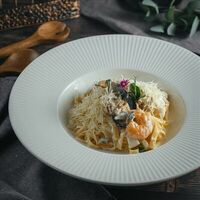 Паста лингвини с морепродуктами в Amato