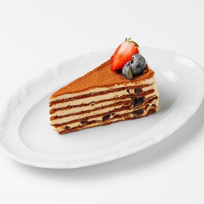 Медовик татарский в УРМАН кафе по цене 468 ₽