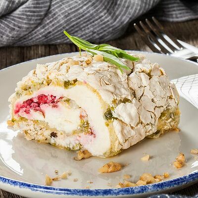 Меренговый рулет с фисташками и малиной в Джонджоли по цене 470
