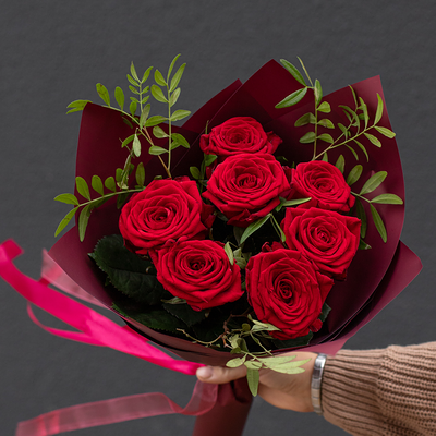 Букет живых цветов Ред Наоми 7шт в Пышно Расцвели по цене 2500 ₽