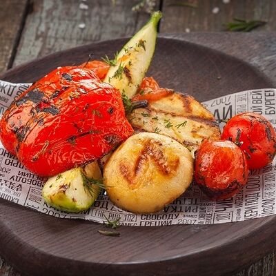 Овощи запеченные в хоспере в The Pub 102 по цене 350 ₽