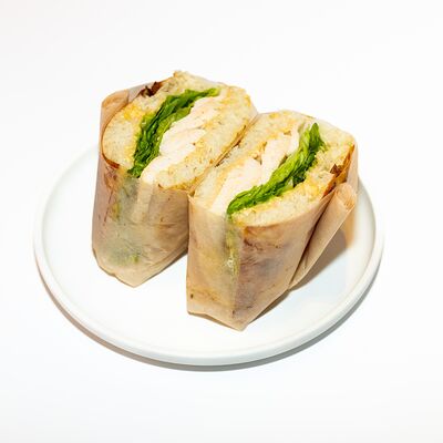 Сэндвич с филе цыпленкав Pizzayolo по цене 455 ₽