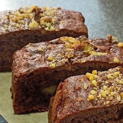 Кекс банановый в ОКофе по цене 260 ₽