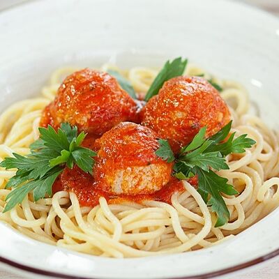 Паста с фрикадельками в Рандеву по цене 380 ₽