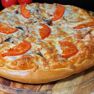 Копченый цыпленок в Hello Pizza по цене 940 ₽