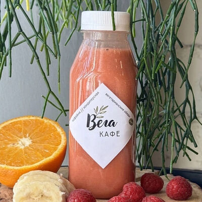 Апельсин-малина смузи в Любимое по цене 370 ₽