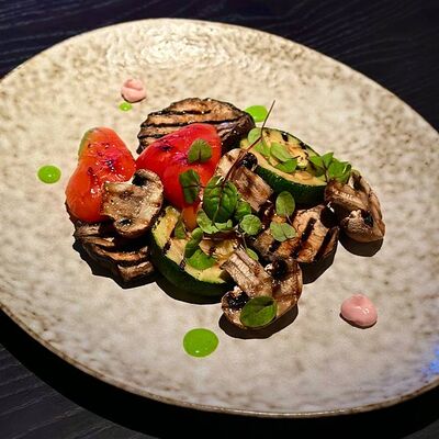 Овощи гриль в Джентлмены по цене 460 ₽