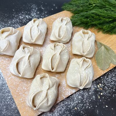 Манты ручной лепки с бараниной и картошкой в Пельмени тут по цене 949 ₽