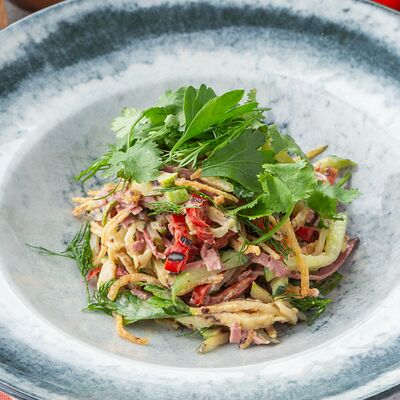 Салат с пастрами в Кофейня №1 по цене 385 ₽