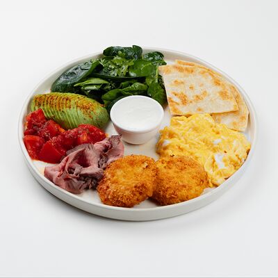 Завтрак Begin с ростбифом в Begin cafe по цене 1350 ₽