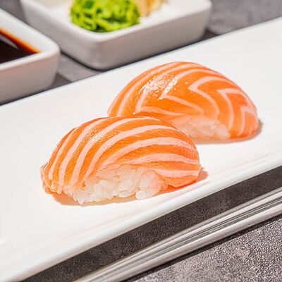 Суси Лосось в Msushi по цене 495 ₽