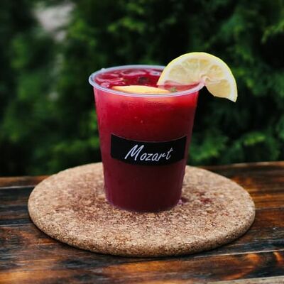 Малина - Личи БОЛЬШОЙ в Кофейня Mozart по цене 410 ₽