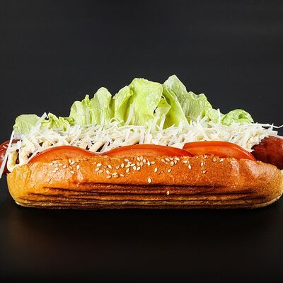 Цезарь дог в Hot Dog Bulldog по цене 385 ₽