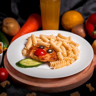Детская котлетка куриная с макаронами Кудряшка-вкусняшка в Тесоро по цене 300 ₽