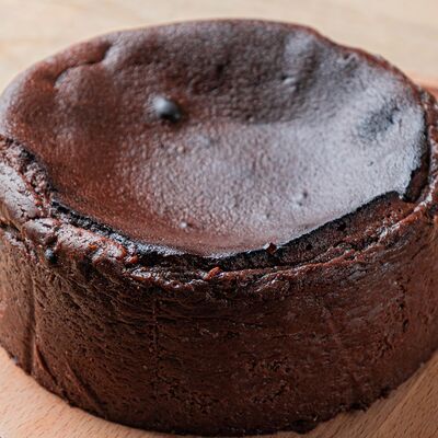 Сан-себастьян шоколадный в Булошная по цене 1540 ₽