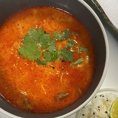 Том Ям Премиум в ОстроVok по цене 850 ₽