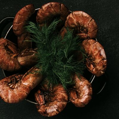 Лангустины жареные в соевом соусе в Где раки зимуют по цене 850 ₽