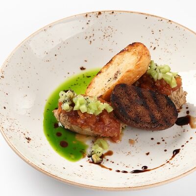 Брускетты с паштетом из печени цыплёнка в Барбарис по цене 220 ₽