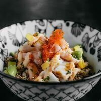 Поке с тигровой креветкой в Shima