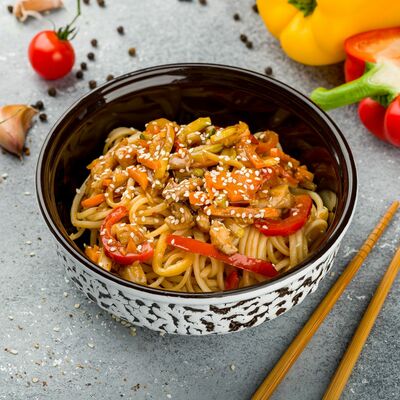 Лапша Шаньдун с курицей в Магбургер по цене 189 ₽