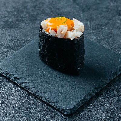 Гункан с креветкой в Rolls Bar по цене 115 ₽