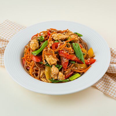 Соба с курицейв Фермер Маркет по цене 510 ₽