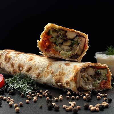 Мексиканская острая шаурма с курицейв Сфинкс Food по цене 550 ₽