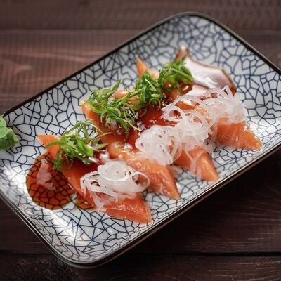 Сашими лосось в Эбби Noodles & Sushi Bar по цене 320