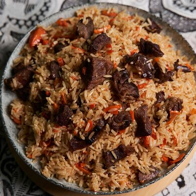 Плов в Кафе халяль по цене 400 ₽