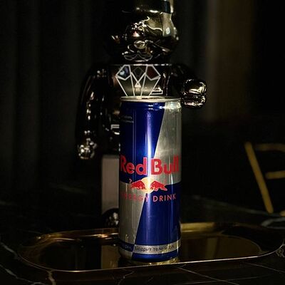 Red Bull в Boss lounge по цене 400 ₽