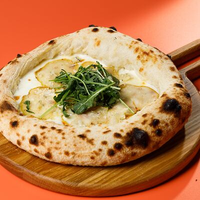 Горгонзола с грушейв Мясо и булки по цене 550 ₽