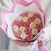 Букет из белых и розовых шоколадных роз в Chococo по цене 1390