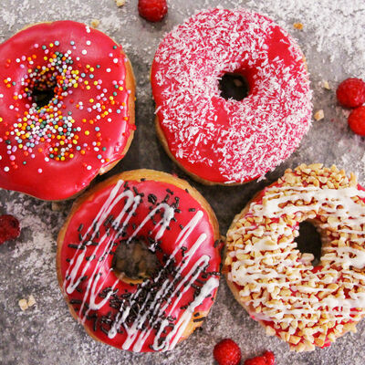 Пончик с клубникой в Джем – пончики от Глеба по цене 47 ₽