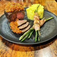 Нью Орлеанский Каджун стейк в Hamilton's pub