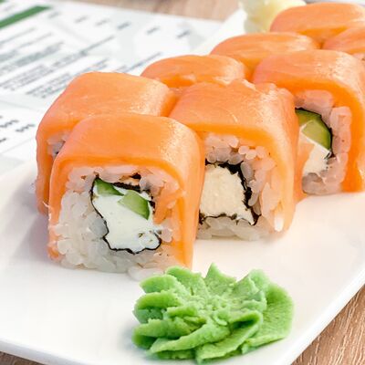 Филадельфия ролл в Food market skolkovo по цене 795 ₽